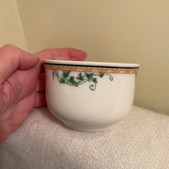 Villeroy & Boch Luxembourg Adriana 1748 Tea Cup - Picture 3 of 10